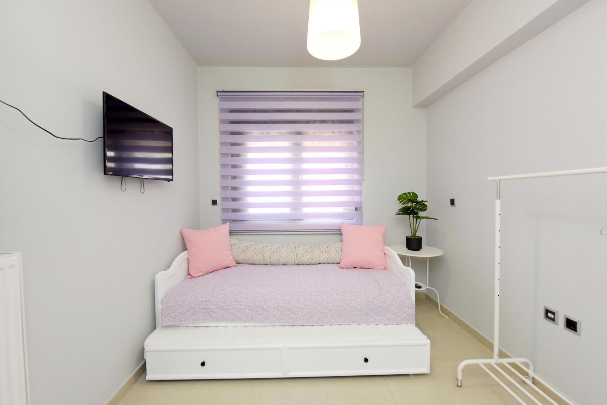 Theros Lux * Embonas